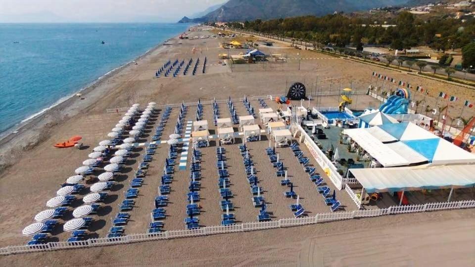 Sporting Club Resort Praia a Mare Exterior photo